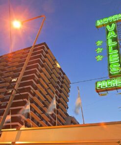 Alternative view of Hotel Valles