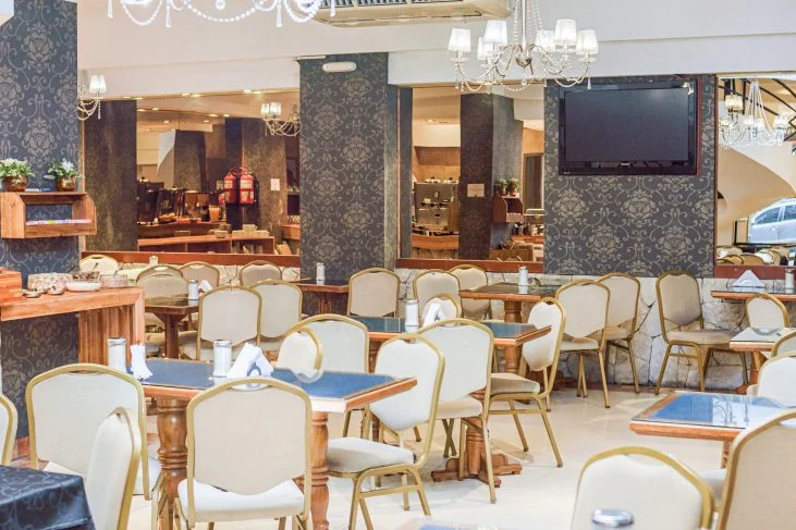 Hotel Dion