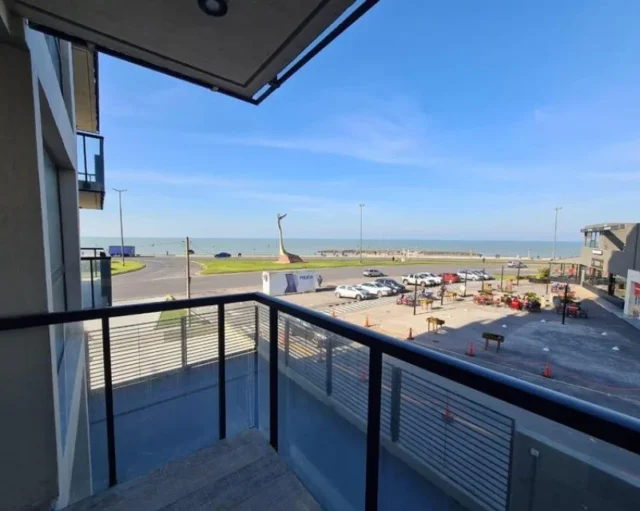Departamentos, pisos y semipisos en Venta — Avenida Felix U. Camet 948