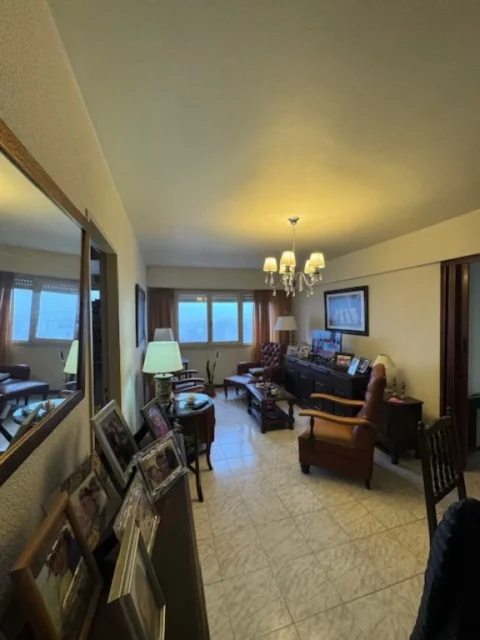 Departamentos, pisos y semipisos en Venta — Libertad 5500
