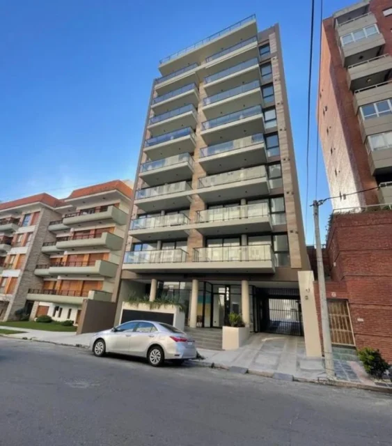 Departamentos, pisos y semipisos en Venta — Aristobulo del valle 3453