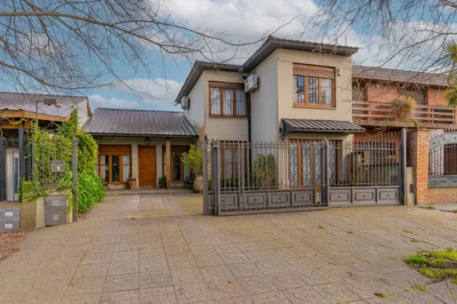 Casas, chalets en Venta — padre cardiel 4730