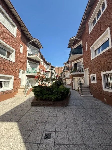 Departamentos, pisos y semipisos en Venta — Córdoba 3251