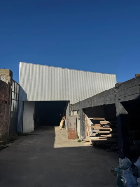 Galpones en Venta — Chile 1255