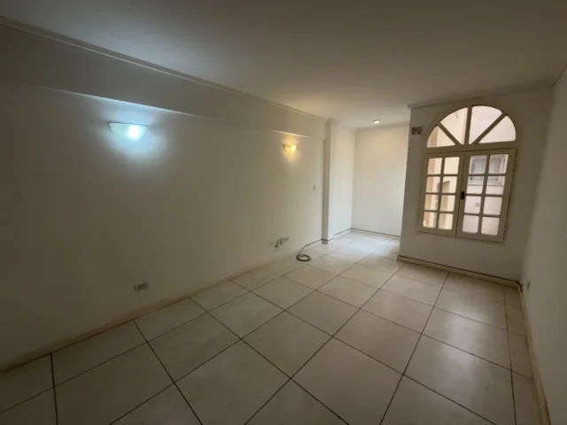 Departamentos, pisos y semipisos en Alquiler — san martin 2661