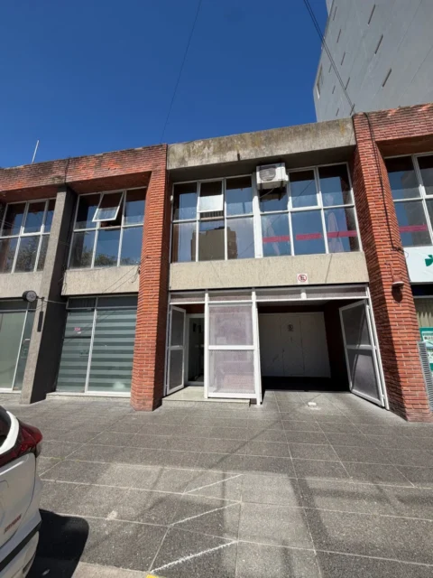 Oficinas en Alquiler — San Lorenzo 3112