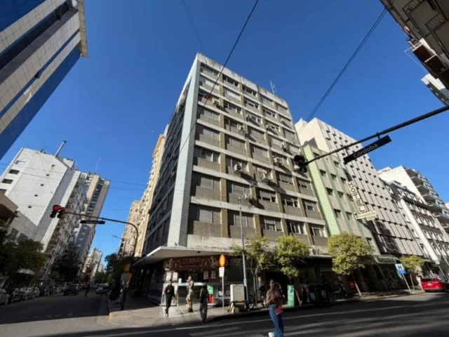 Oficinas en Venta — Córdoba 1882