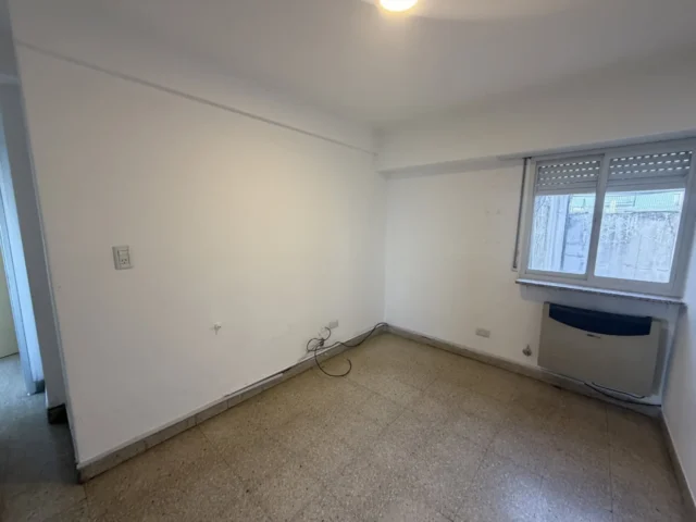 Departamentos, pisos y semipisos en Alquiler — Bolívar 1340