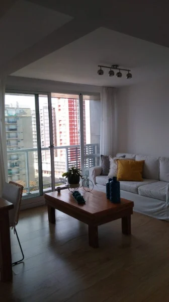 Departamentos, pisos y semipisos en Venta — Sgo del Estero 1452