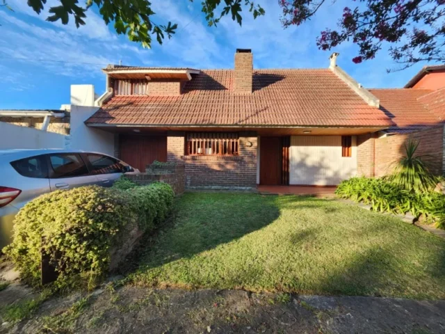 Casas, chalets en Venta — ALICE 5169