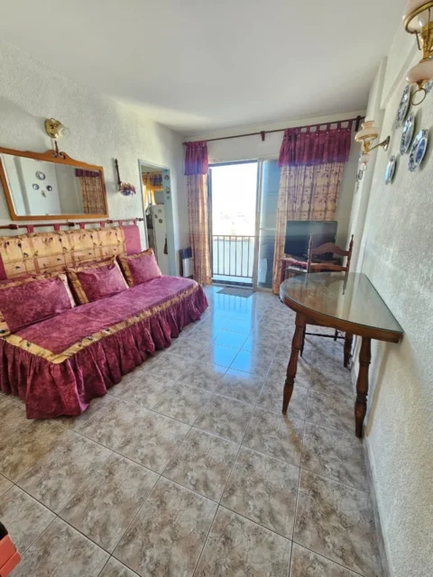 Departamentos, pisos y semipisos en Venta — Arenales 2329