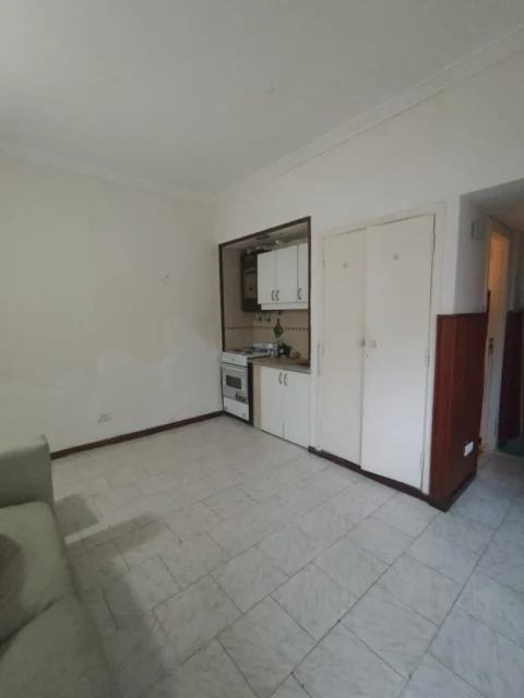 Departamentos, pisos y semipisos en Venta — La Rioja 2170