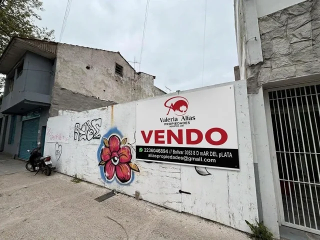 Lotes y terrenos en Venta — MORENO 3726