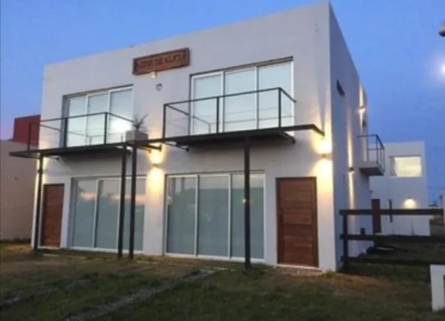 Dúplex en Venta — Victorino de la Pl. 654