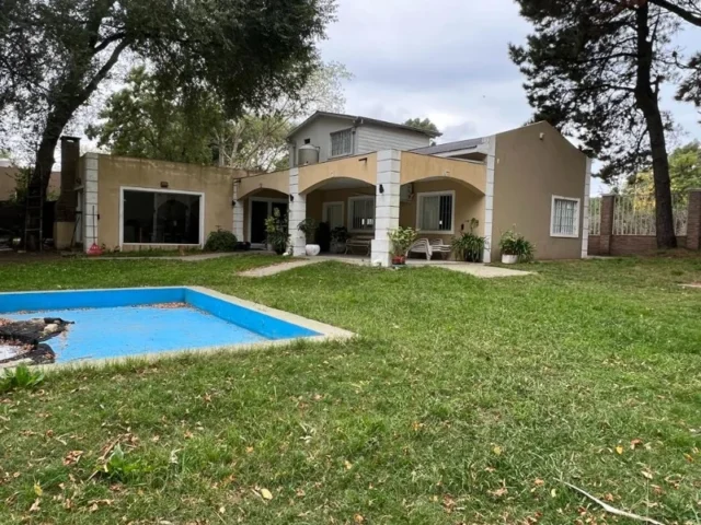 Casas Quinta en Venta — Las Azaleas y Los Inciensos