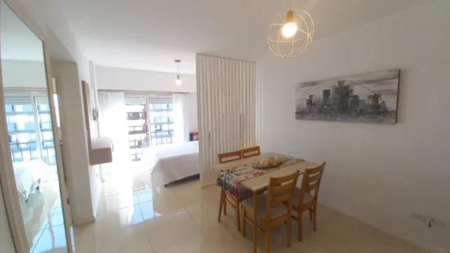 Departamentos, pisos y semipisos en Venta — Colón 2619