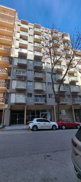Departamentos, pisos y semipisos en Venta — Brown 1442  5 C