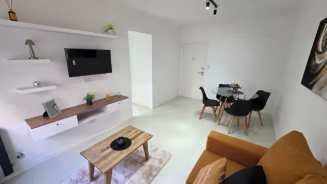 Departamentos, pisos y semipisos en Venta — bolivar 2306