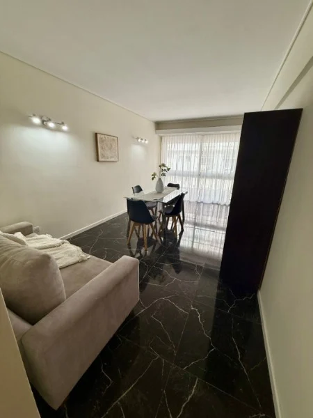 Departamentos, pisos y semipisos en Venta — Entre Rios 1839  5 A