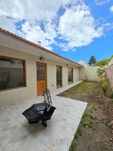Casas, chalets en Venta — España 3301