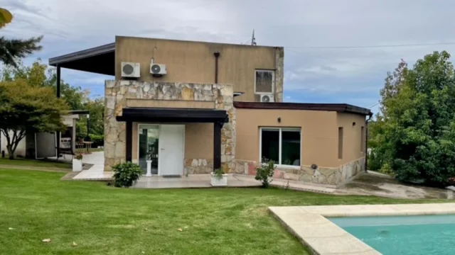 Casas, chalets en Venta — Florencia 72