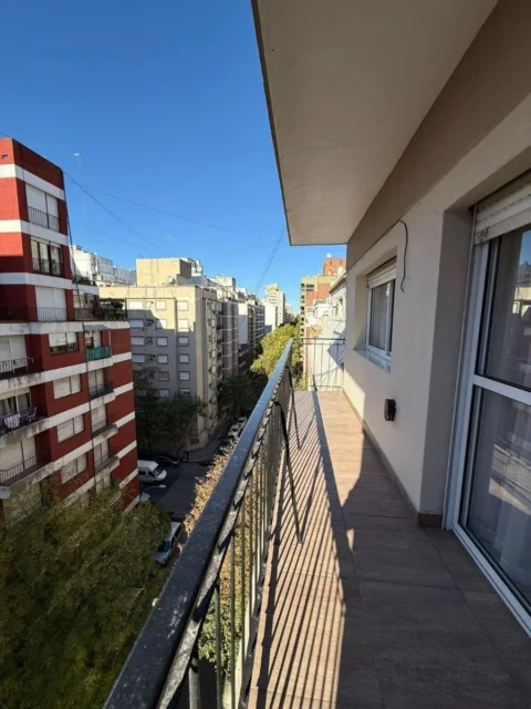 Departamentos, pisos y semipisos en Venta — Brown 2328