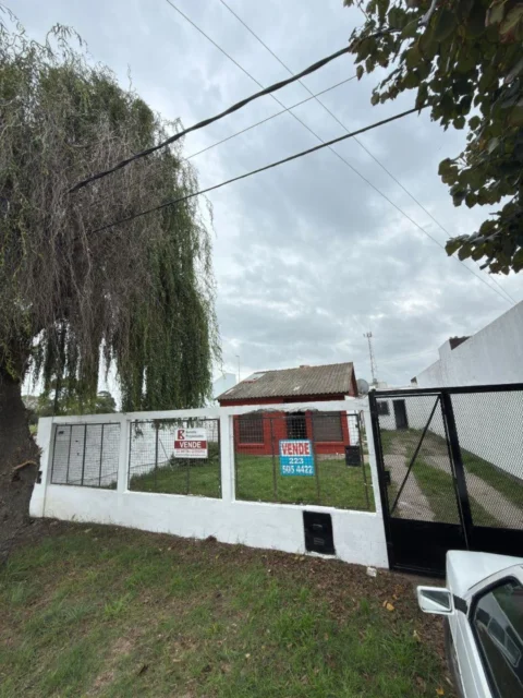 Casas, chalets en Venta — jeronimo costa 1571