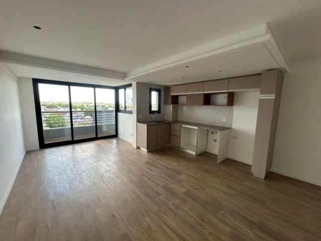 Departamentos, pisos y semipisos en Venta — Garay 3451