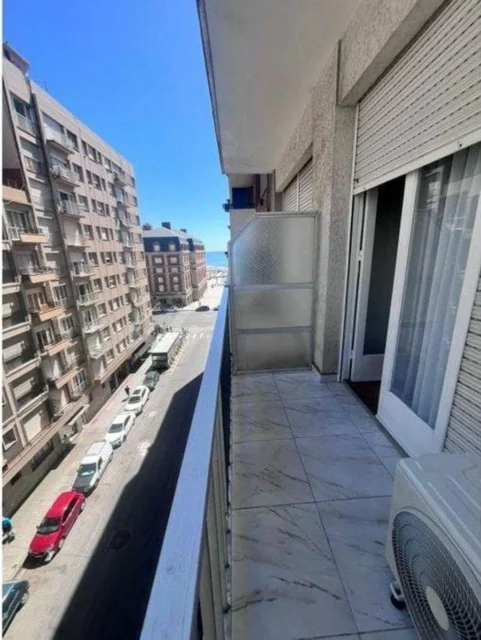 Departamentos, pisos y semipisos en Venta — Avenida Colón 1693