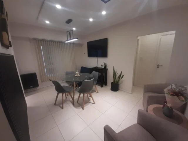 Departamentos, pisos y semipisos en Venta — corrientes 2042