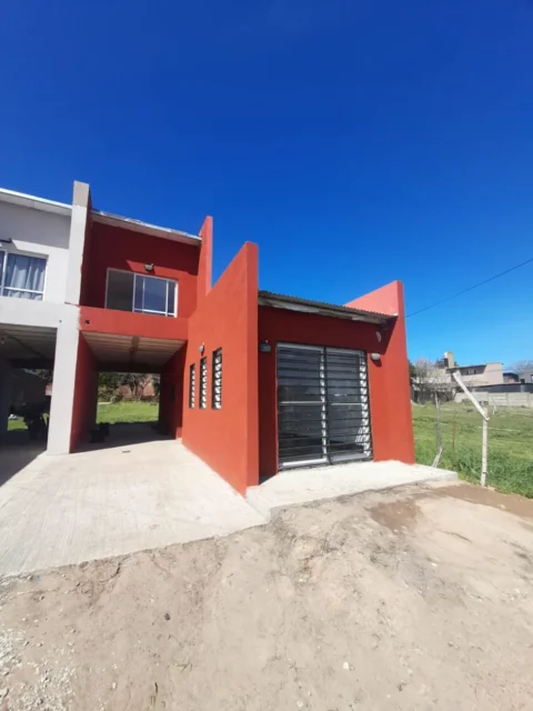 Dúplex en Alquiler — padre dutto 3036