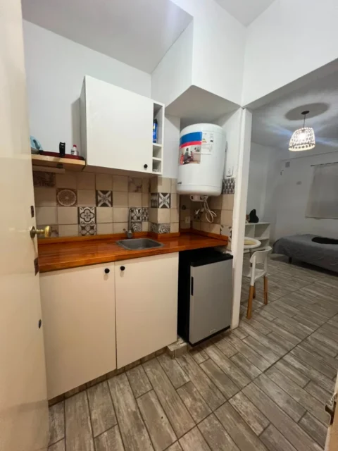 Departamentos, pisos y semipisos en Alquiler — Sarmiento 2372