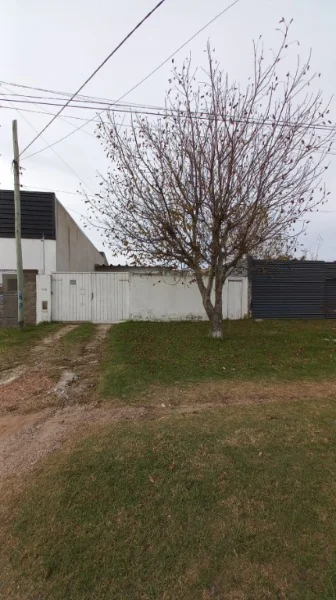 Galpones en Venta — Avenida Polonia 1530