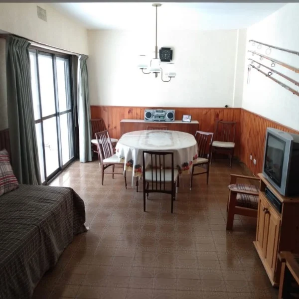 Departamentos, pisos y semipisos en Venta — French 3700