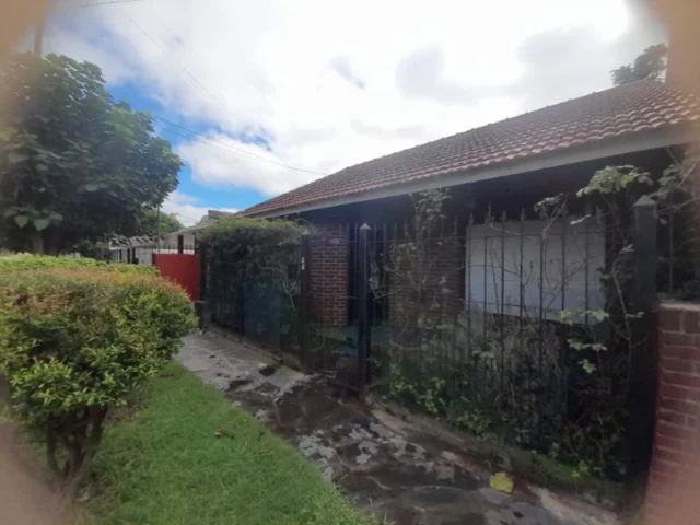 Casas, chalets en Venta — William Morris 4900