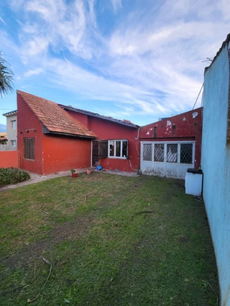 Casas, chalets en Venta — El paso 300