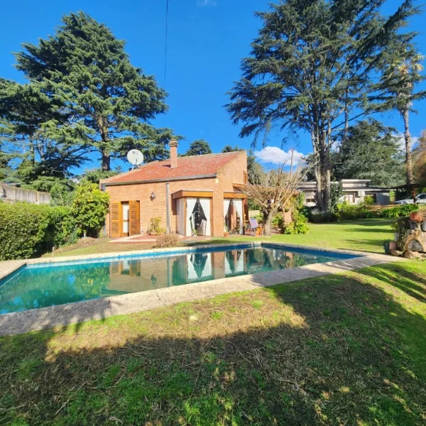 Casas, chalets en Venta — Braullio 100
