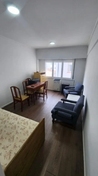 Departamentos, pisos y semipisos en Venta — Av. Independenncia 500