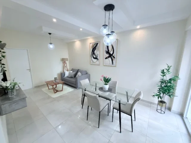 Departamentos, pisos y semipisos en Venta — Brown 1500