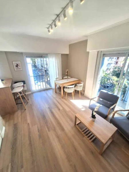 Departamentos, pisos y semipisos en Venta — Belgrano 2300