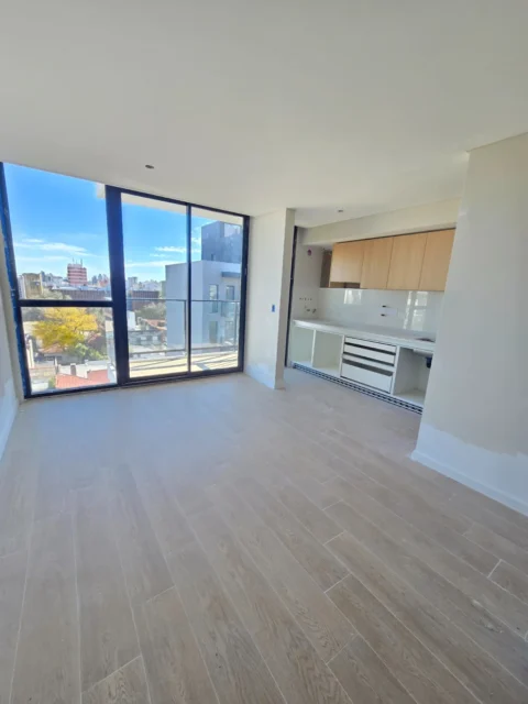 Departamentos, pisos y semipisos en Venta — Corrientes 2900