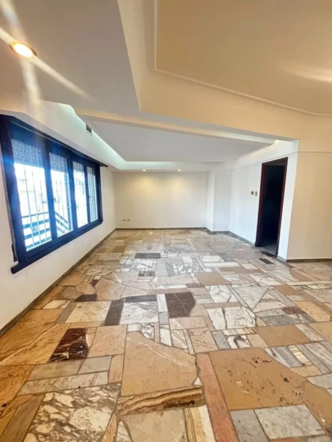 Casas, chalets en Venta — Guido 0