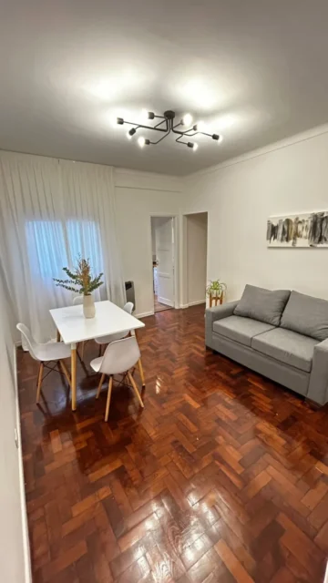 Departamentos, pisos y semipisos en Venta — Las Heras 2200