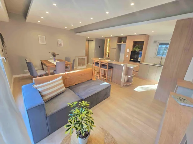 Departamentos, pisos y semipisos en Venta — Entre Ríos 2300