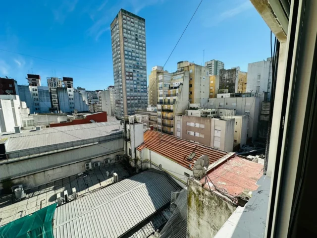 Departamentos, pisos y semipisos en Venta — Entre Ríos 1700