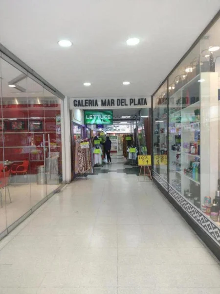 Locales en Venta — Rivadavia y Santa Fe