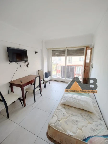 Departamentos, pisos y semipisos en Venta — Plaza colon