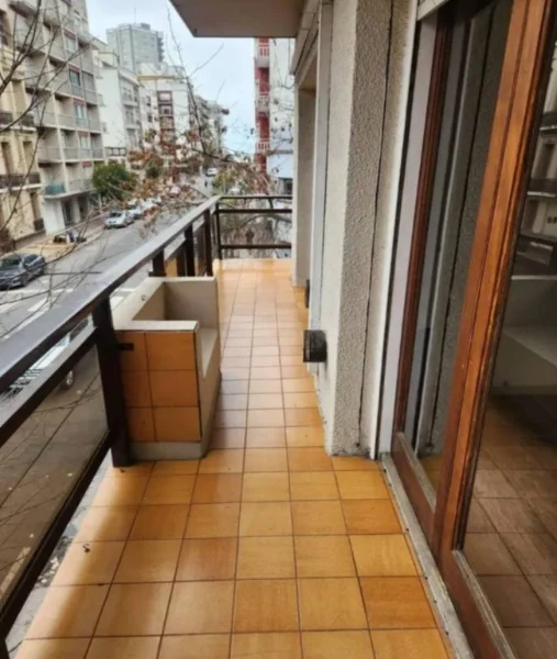 Departamentos, pisos y semipisos en Venta — San Luis y 9 de julio