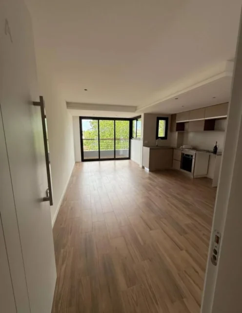 Departamentos, pisos y semipisos en Venta — Garay y Jujuy