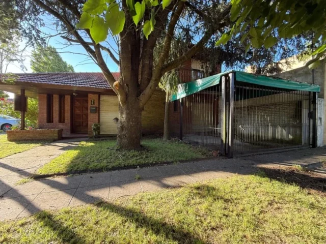 Casas, chalets en Venta — gorriti 2107